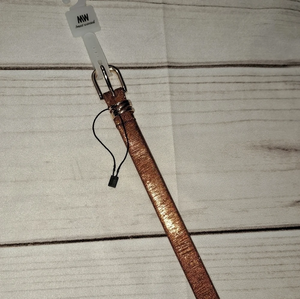 Most Wanted Skinny Shimmer Leather Belt Size Large